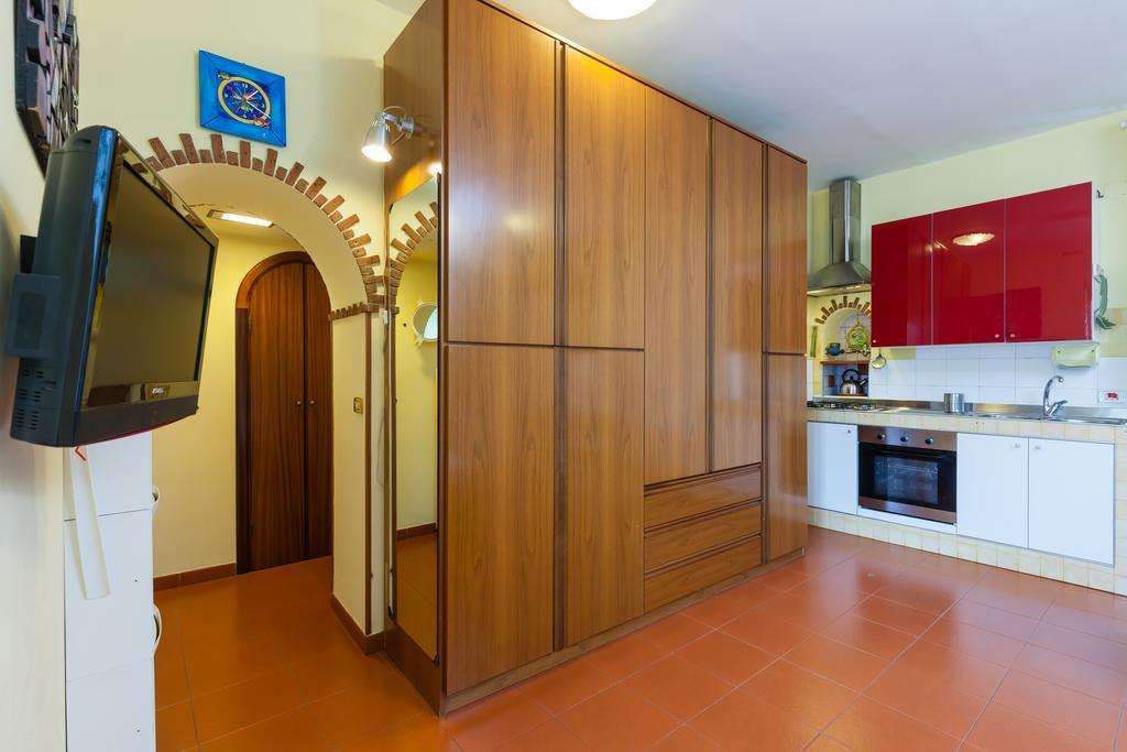 Appartement Amedeo Savoia - Bh 49 à Naples Extérieur photo