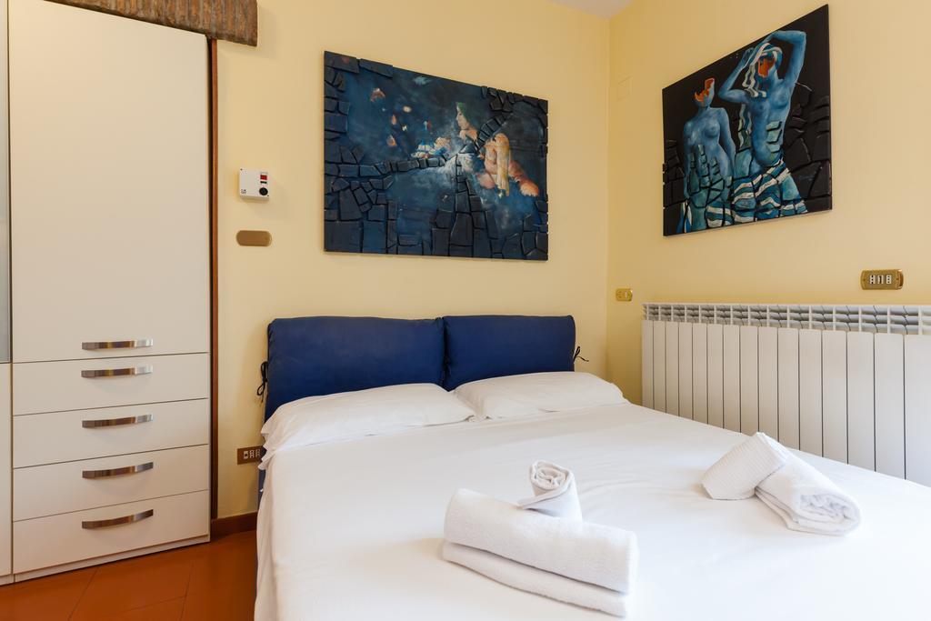 Appartement Amedeo Savoia - Bh 49 à Naples Extérieur photo