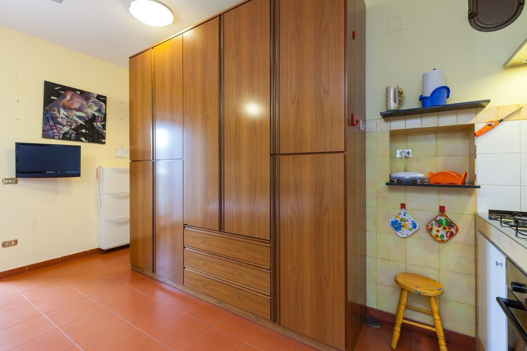 Appartement Amedeo Savoia - Bh 49 à Naples Extérieur photo