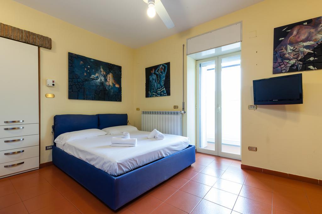 Appartement Amedeo Savoia - Bh 49 à Naples Extérieur photo